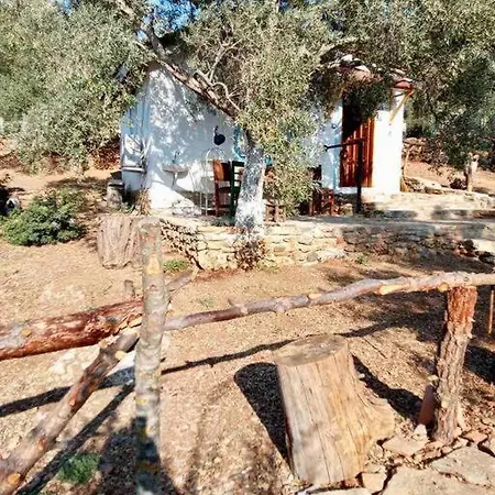 Kizilagac'ta Kucuk Ev